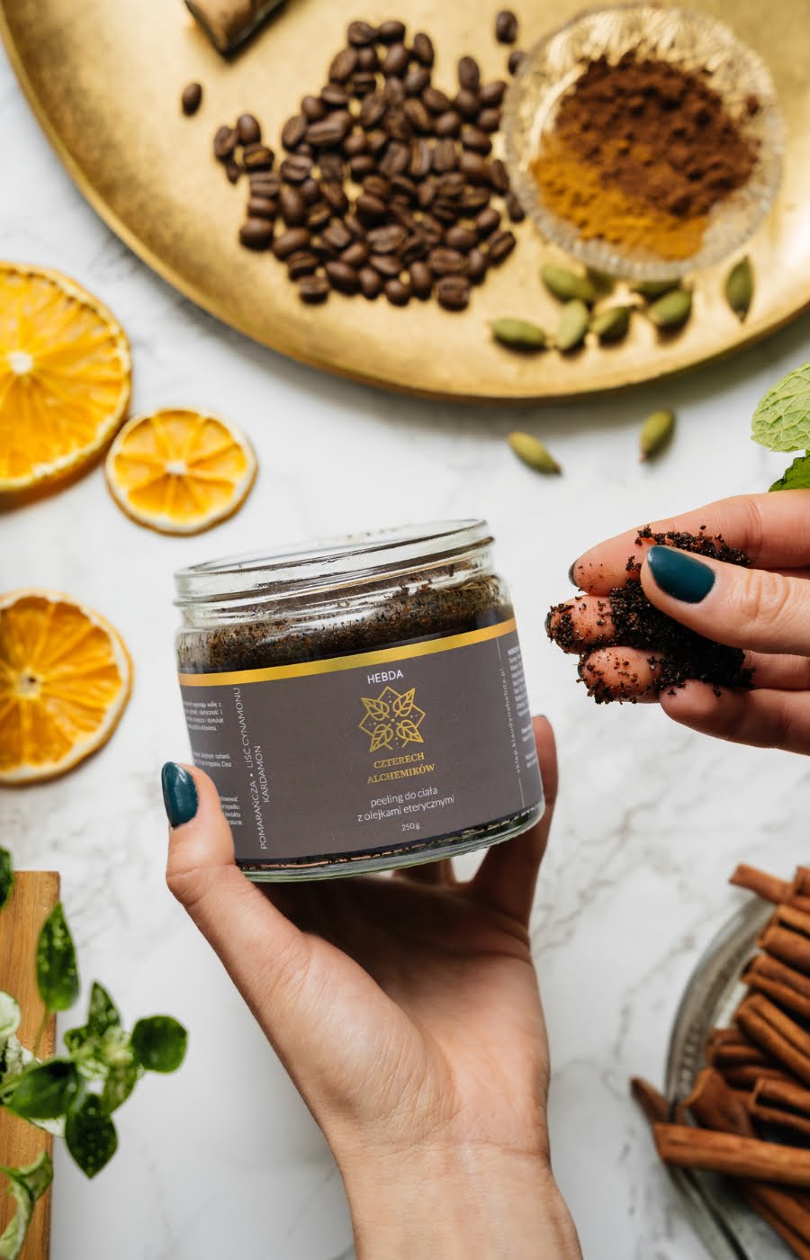 Gotowy korzenny peeling do ciała
